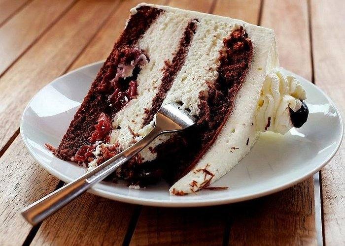 Black Forest cake Schwarzwälder Kirschtorte Konditorei Germany