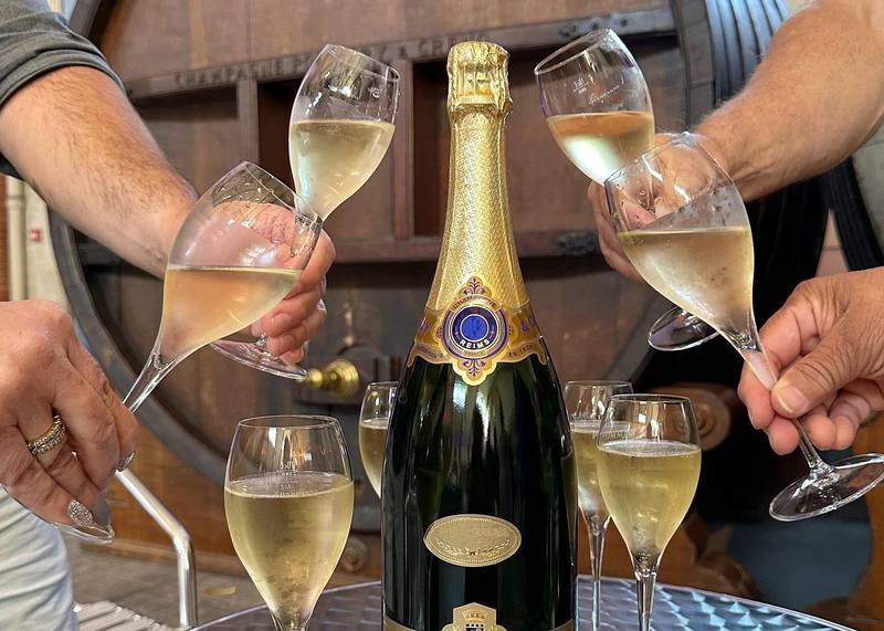 Champagne Tasting & Sabrage Lesson, Reims