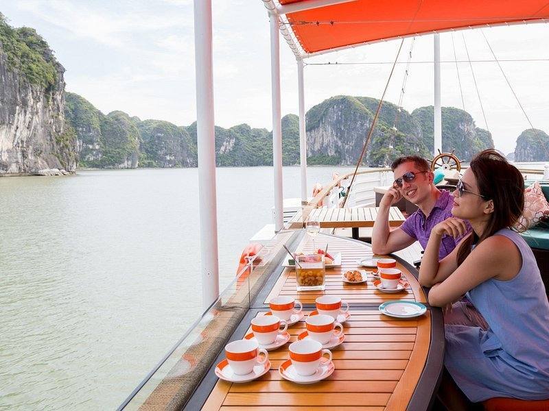 Ha Long Cruise & Kayak