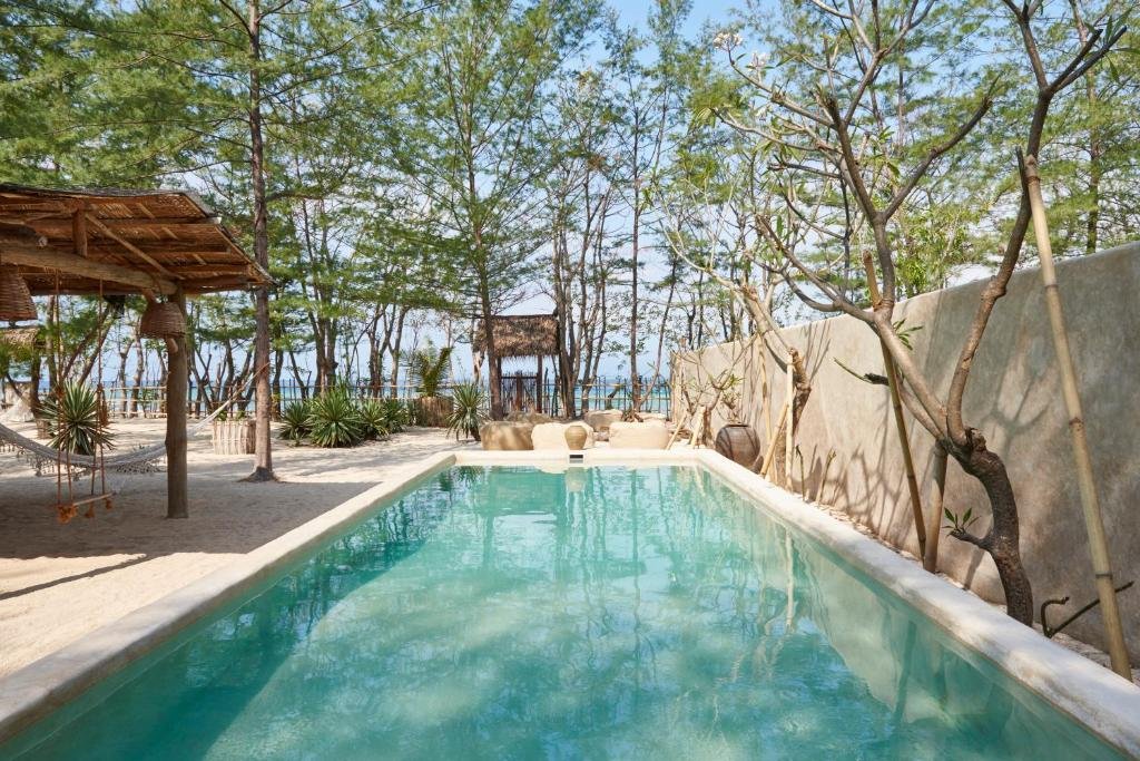 The Island Houses Gili Meno pool beachfront Indonesia