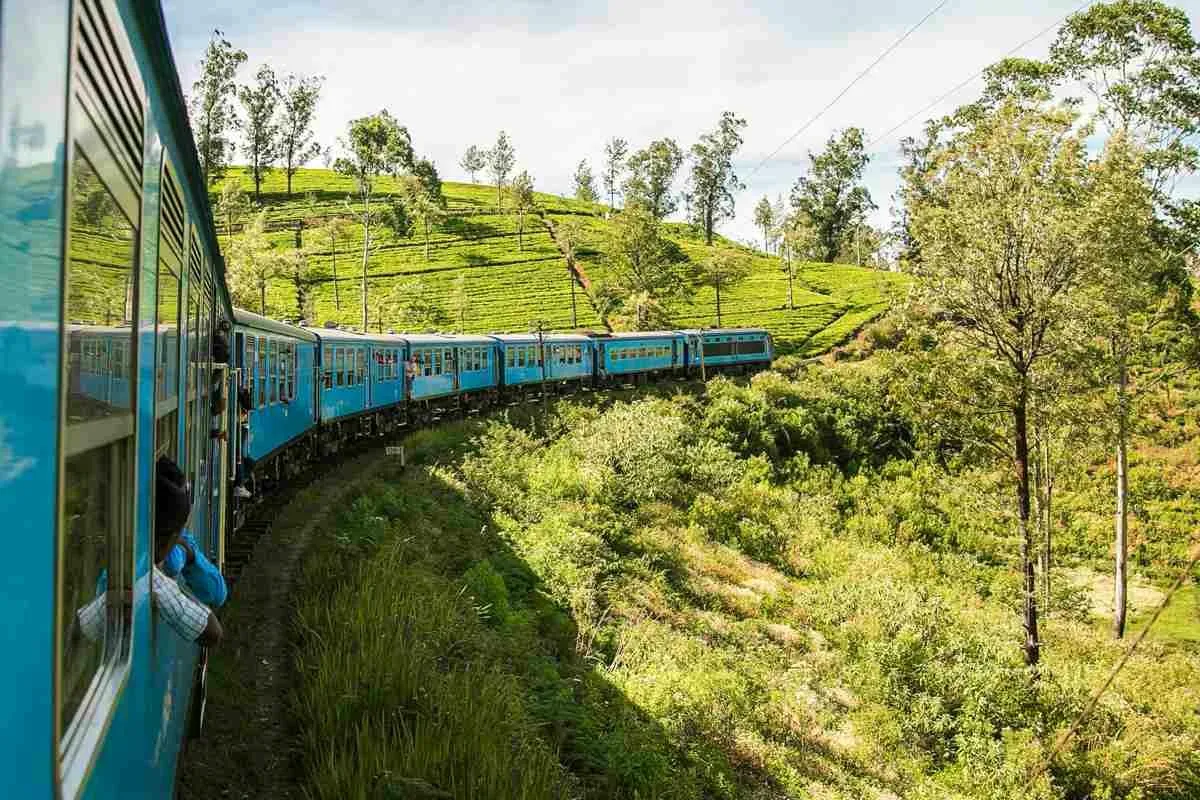 Kandy to Ella train Sri Lanka