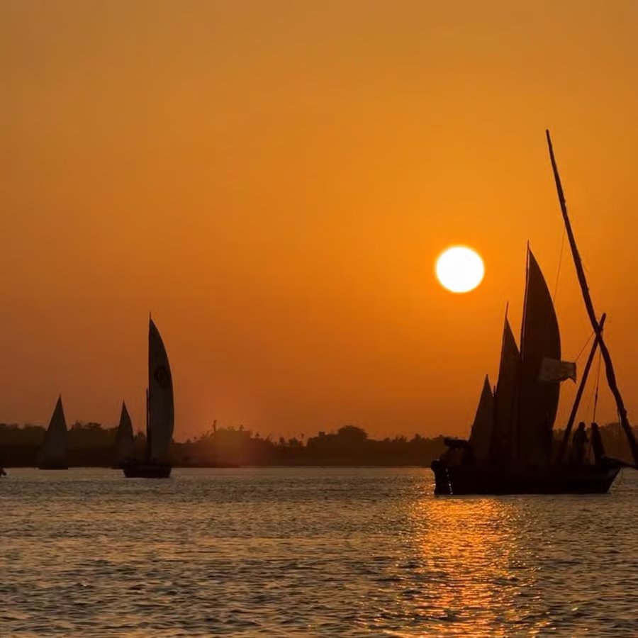 Lamu Island Dhow Sailing