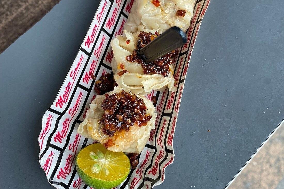 Manila street food tour siomai dumplings Philippines