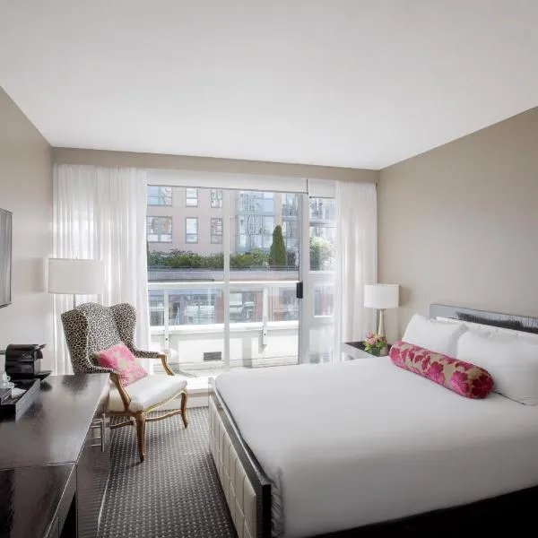 OPUS Hotel, Vancouver