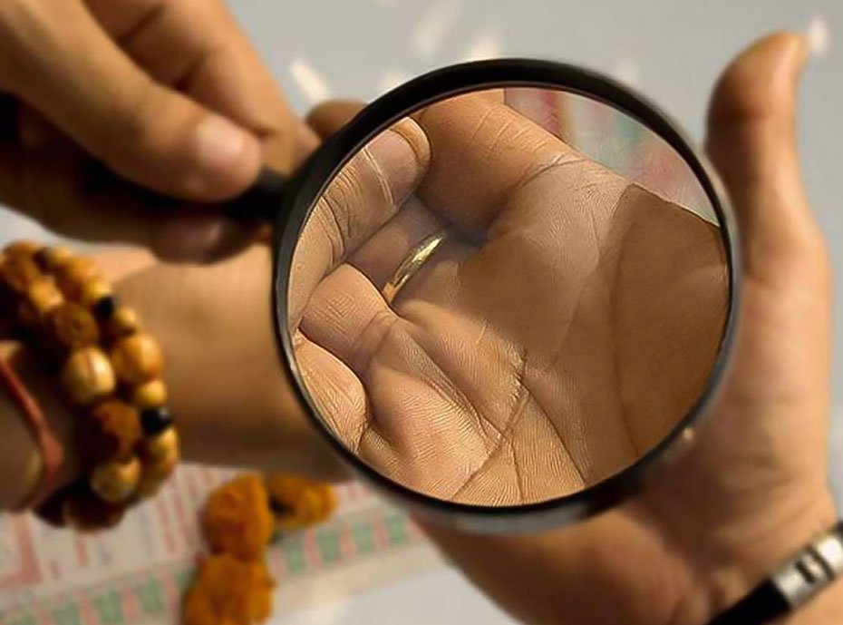 Palm Reading Vedic Astrologer India
