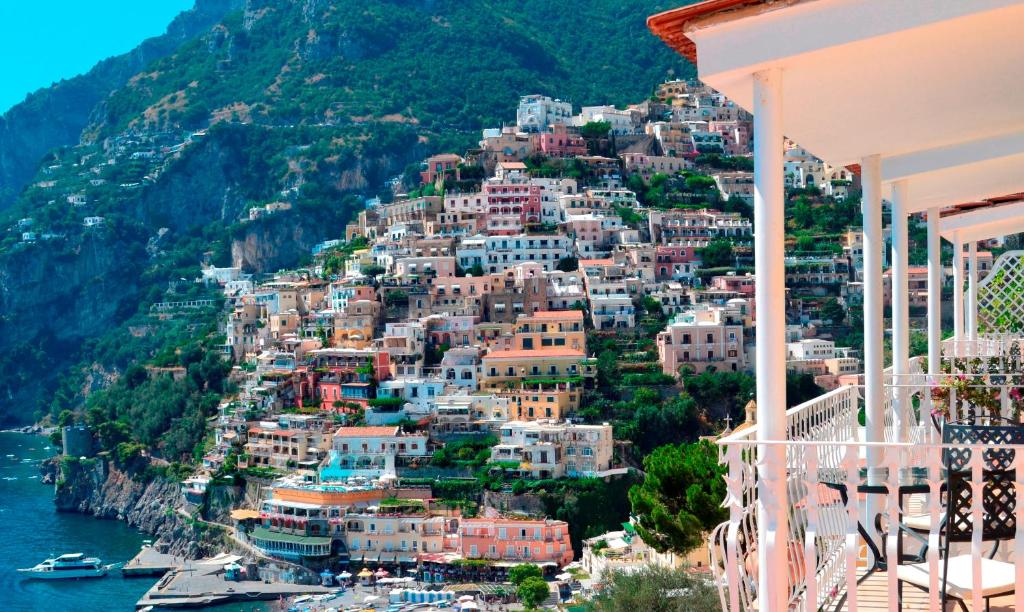 Boutique hotel Positano Amalfi Coast Italy clifftop