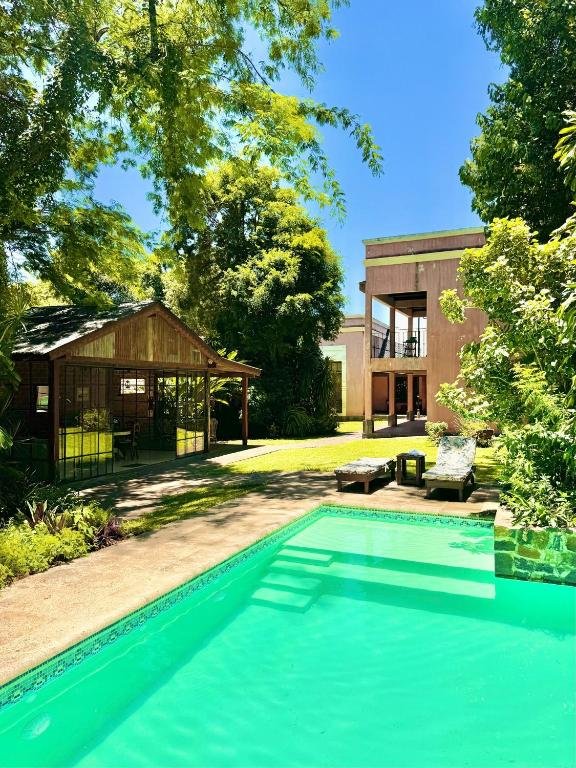 Rincón Escondido B&B pool Puerto Iguazú