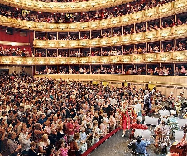 Vienna State Opera interior standing ovation audience performance Austria